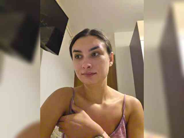 KateLove23 webcam
