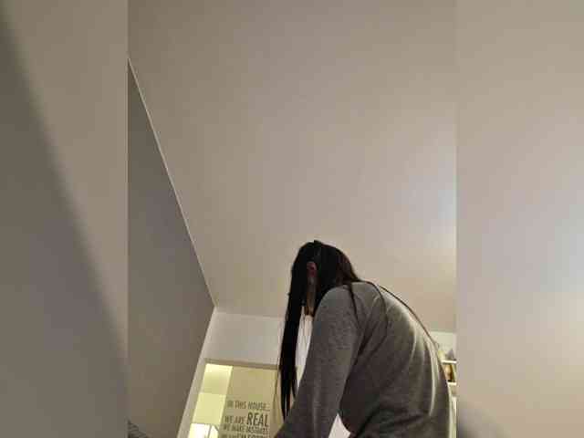 KateLove23 webcam