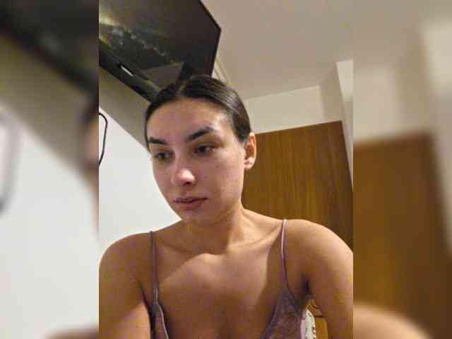 KateLove23 webcam