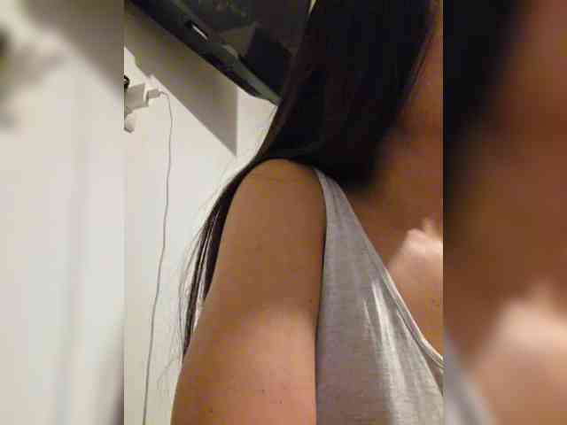 KateLove23 webcam