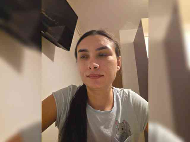 KateLove23 webcam