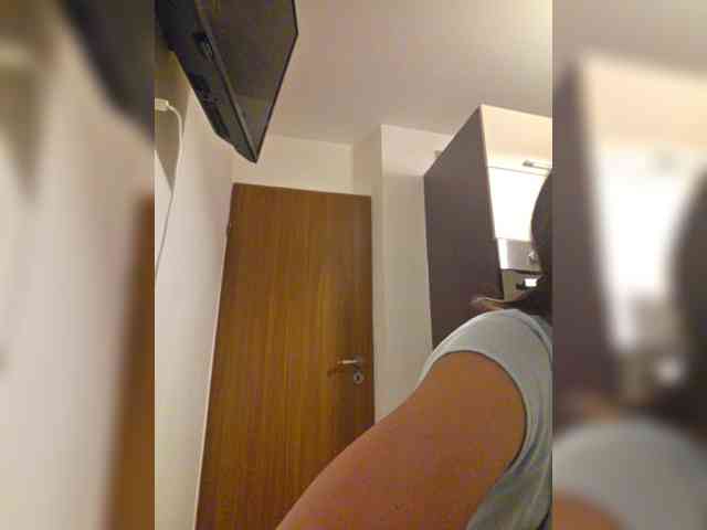 KateLove23 webcam