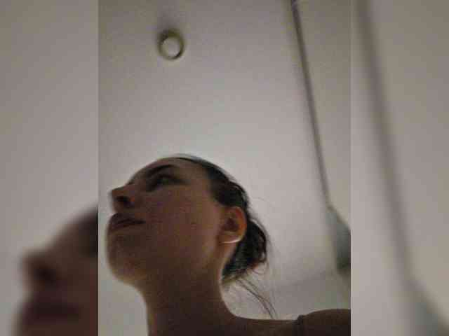 KateLove23 webcam