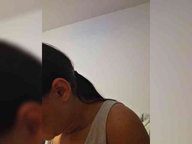 KateLove23 webcam