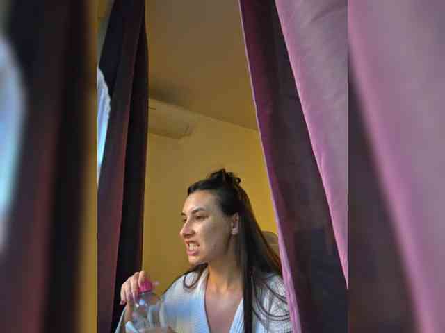KateLove23 webcam