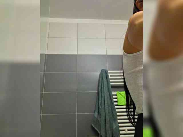 KateLove23 webcam