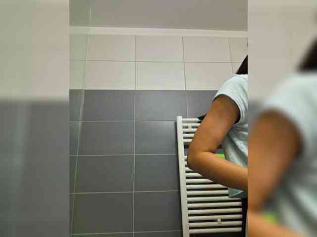 KateLove23 webcam