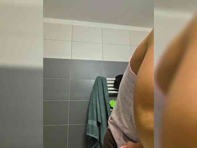KateLove23 webcam