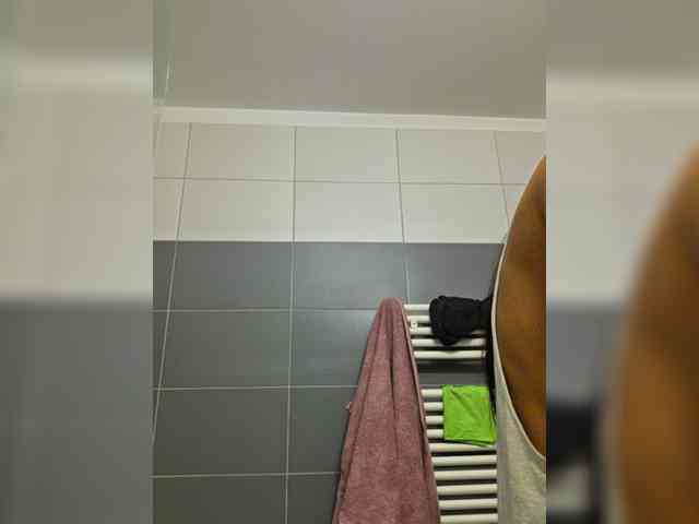 KateLove23 webcam