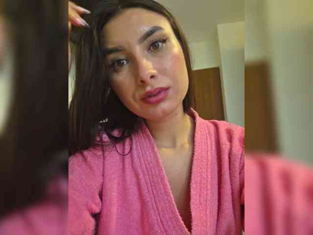 KateLove23 webcam