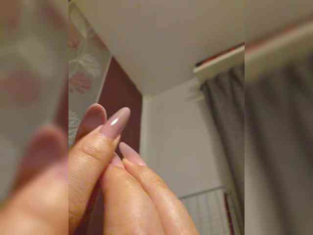 KateLove23 webcam