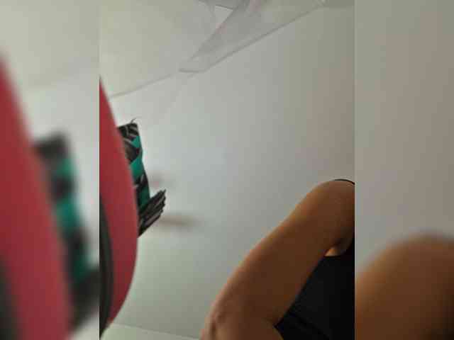 KateLove23 webcam