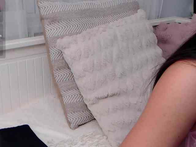 KateLove23 webcam