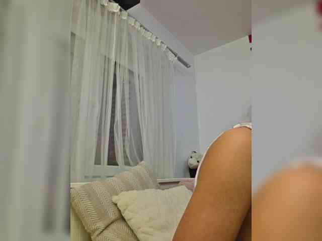 KateLove23 webcam