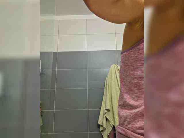 KateLove23 Live Webcam on BongaCams