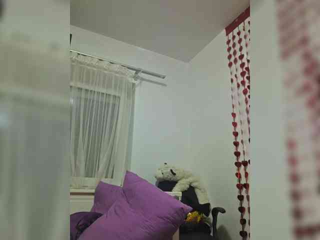 KateLove23 webcam