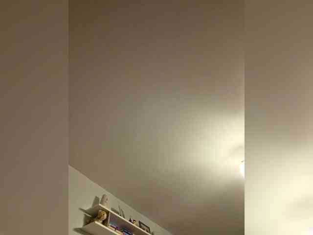 KateLove23 webcam