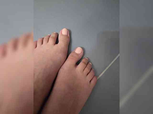 KateLove23 webcam