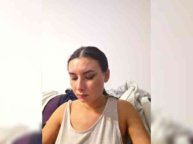KateLove23 webcam