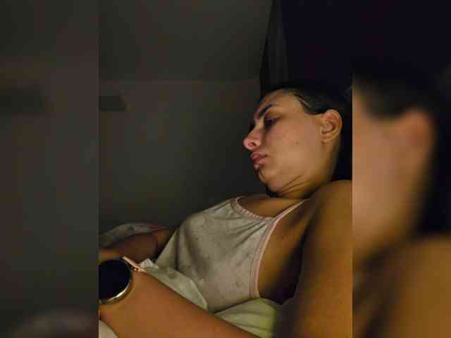 KateLove23 webcam
