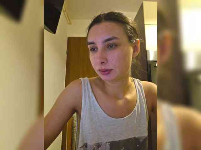 KateLove23 webcam