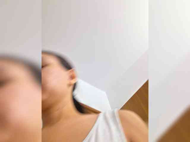 KateLove23 webcam