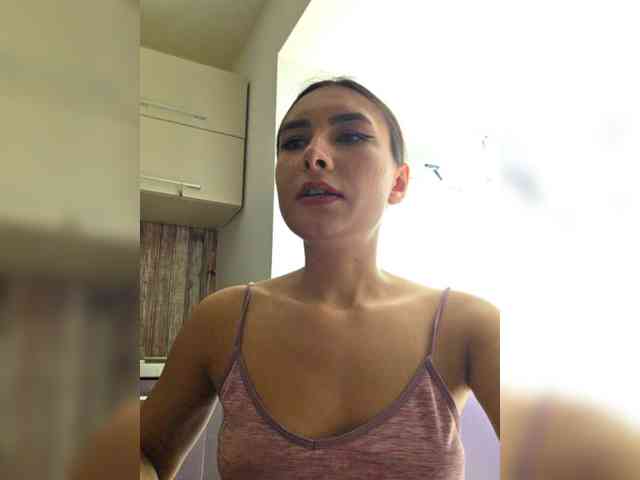 KateLove23 webcam