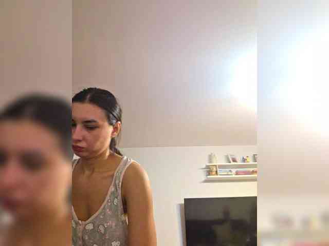 KateLove23 webcam