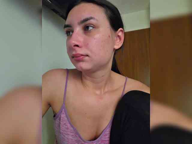 KateLove23 webcam