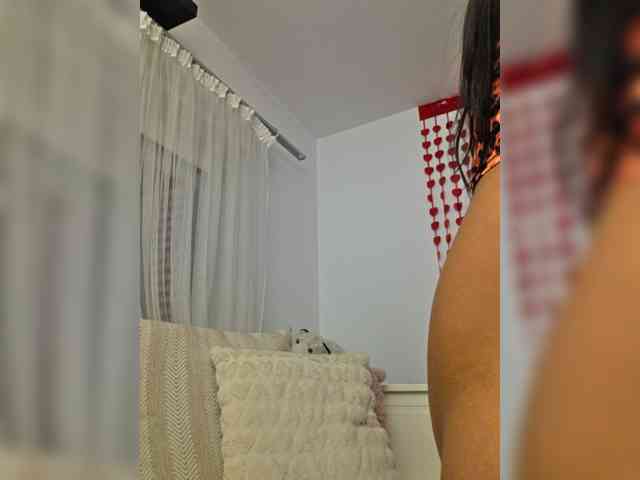 KateLove23 webcam
