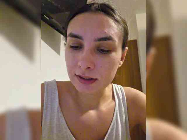 KateLove23 webcam