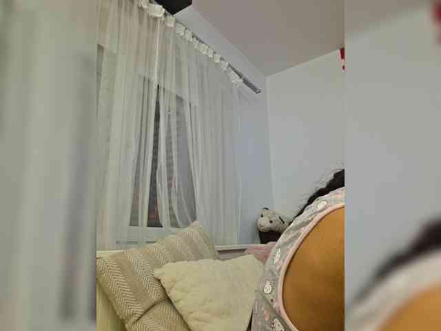 KateLove23 webcam