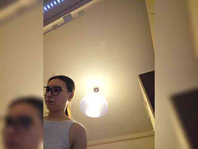 KateLove23 webcam