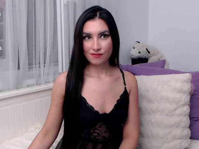 KateLove23 webcam