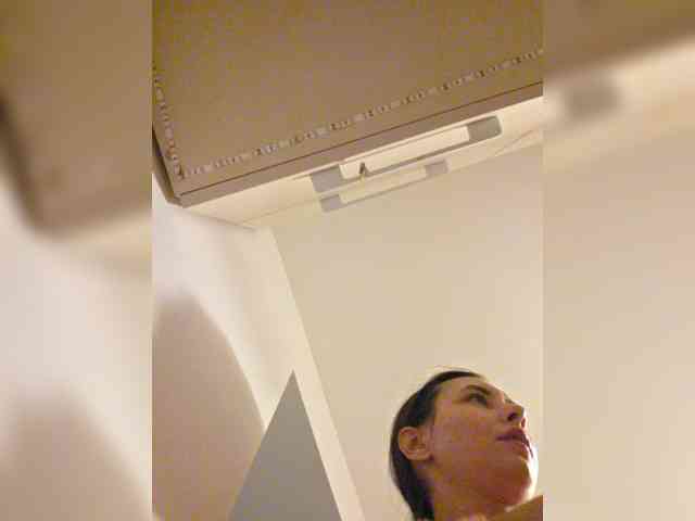 KateLove23 webcam