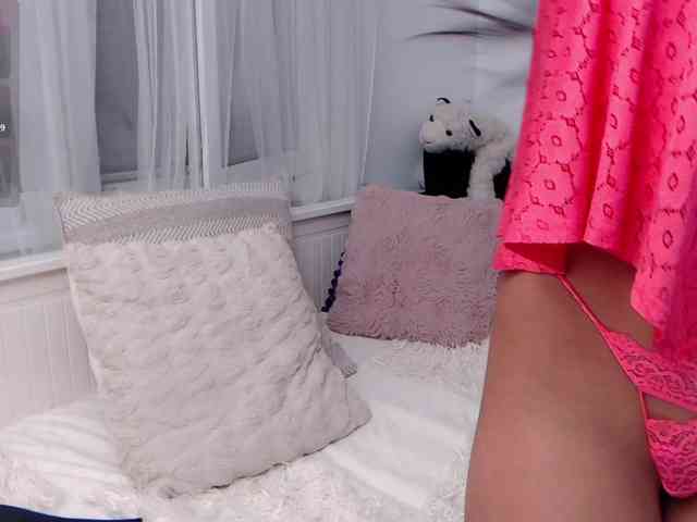 KateLove23 webcam