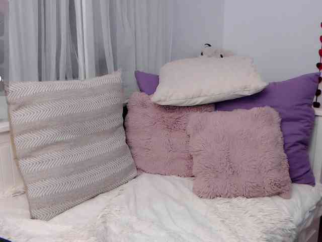 KateLove23 webcam
