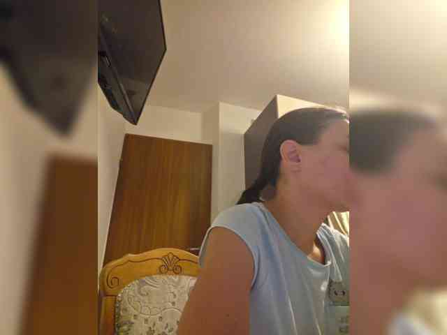 KateLove23 webcam