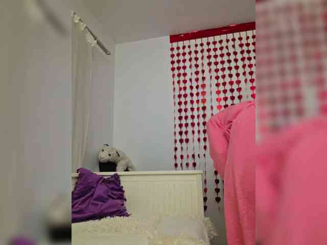 KateLove23 webcam
