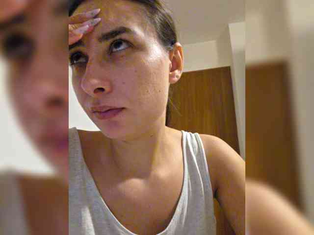KateLove23 webcam