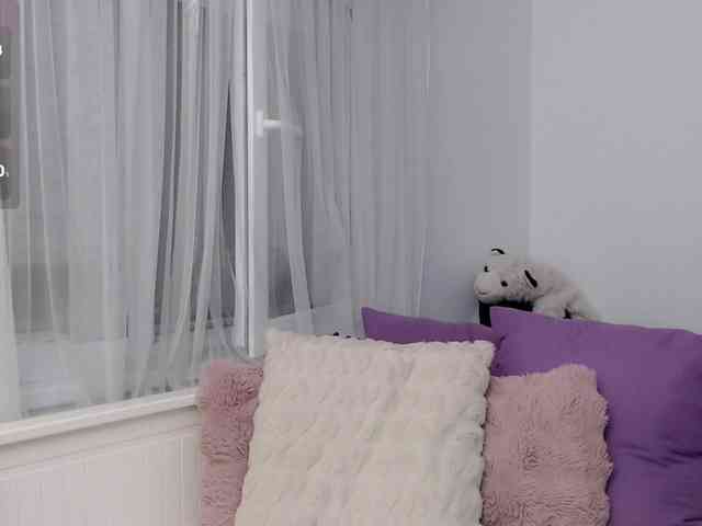 KateLove23 webcam