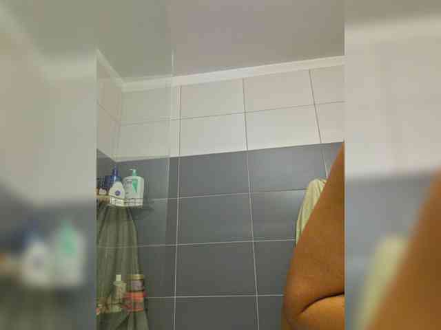 KateLove23 webcam