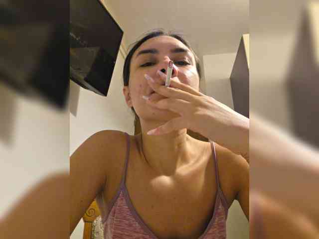 KateLove23 webcam