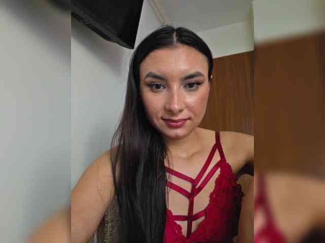 KateLove23 webcam