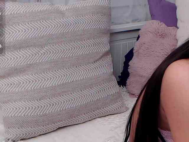 KateLove23 webcam