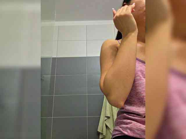 KateLove23 webcam
