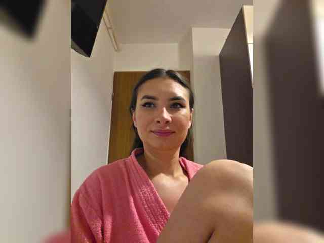 KateLove23 webcam