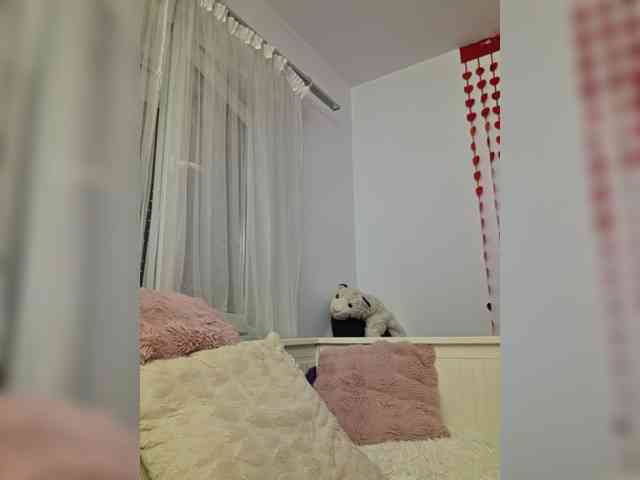 KateLove23 webcam