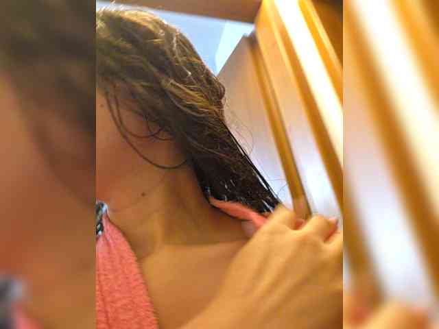 KateLove23 webcam