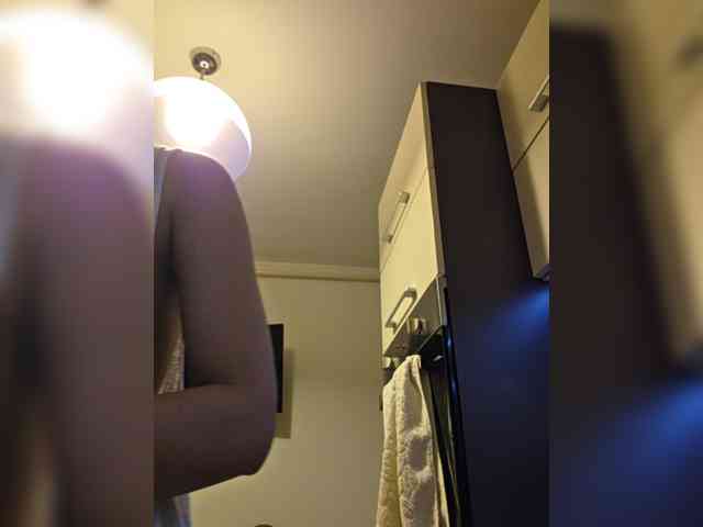 KateLove23 webcam